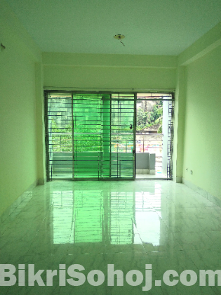 1144 Sft Modern Flat Beside Khulna New Market.